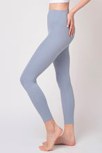 Load image into Gallery viewer, Cloud Leggings 一片式後腰無痕内袋運動褲 - Baby Blue