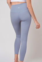 Load image into Gallery viewer, Cloud Leggings 一片式後腰無痕内袋運動褲 - Baby Blue