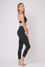 Load image into Gallery viewer, Perfect Fit Leggings 無縫款裸感高腰貼身九分運動褲 - Black Sesame