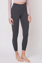 Load image into Gallery viewer, Perfect Fit Leggings 無縫款裸感高腰貼身九分運動褲 - Charcoal