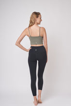 Load image into Gallery viewer, Everyday Crop Top 長版背心運動內衣 - Army Green