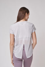 Load image into Gallery viewer, Ultra Soft Tee 後背綁口短袖運動上衣 - Ice Grey