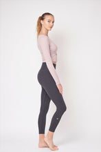 Load image into Gallery viewer, Long Sleeve Crop Top 長袖短版運動上衣 - Dusty Pink