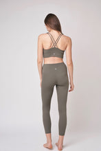 Load image into Gallery viewer, Perfect Fit Warrior Bra 裸感經典雙背帶運動背心 - Army Green
